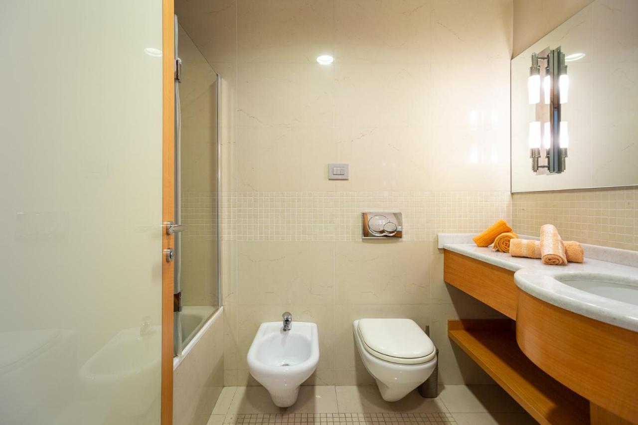 Appartamento Maciachini, Zona Isola Milão Exterior foto